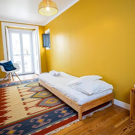 Bed & Breakfast Vago Alcantara Lissabon