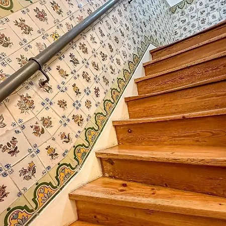 Vago Alcantara Bed & Breakfast Lisbon