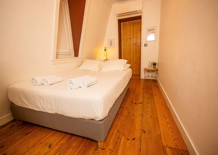 B&B Vago Alcantara 3*